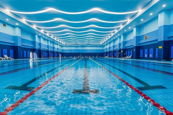 【深度解析】游泳池水質檢測：核心指標、原理與安全保障邏輯